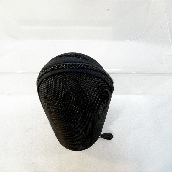 Oakley Sunglasses Case - Picture 3 of 5